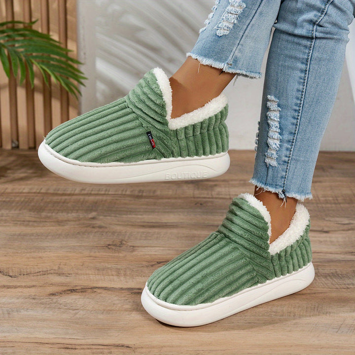 CozyStep – Przytulne kapcie domowe