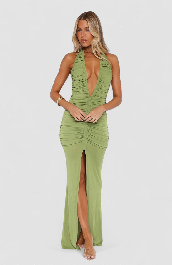 Freya – Elegancka Sukienka Maxi z Dekoltem i Plisowaną Spódnicą