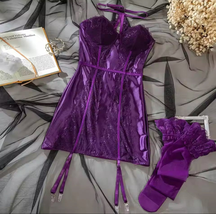 Megan™ | Babydoll z Satyny z Koronkowymi Detalami