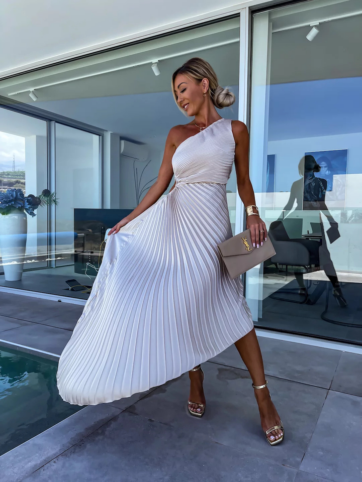 Celeste – Elegancka Sukienka Maxi z Jednym Ramieniem i Plisami