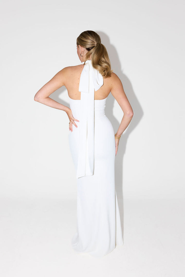 Sienna – Elegancka Sukienka Halter Maxi Modern Muse