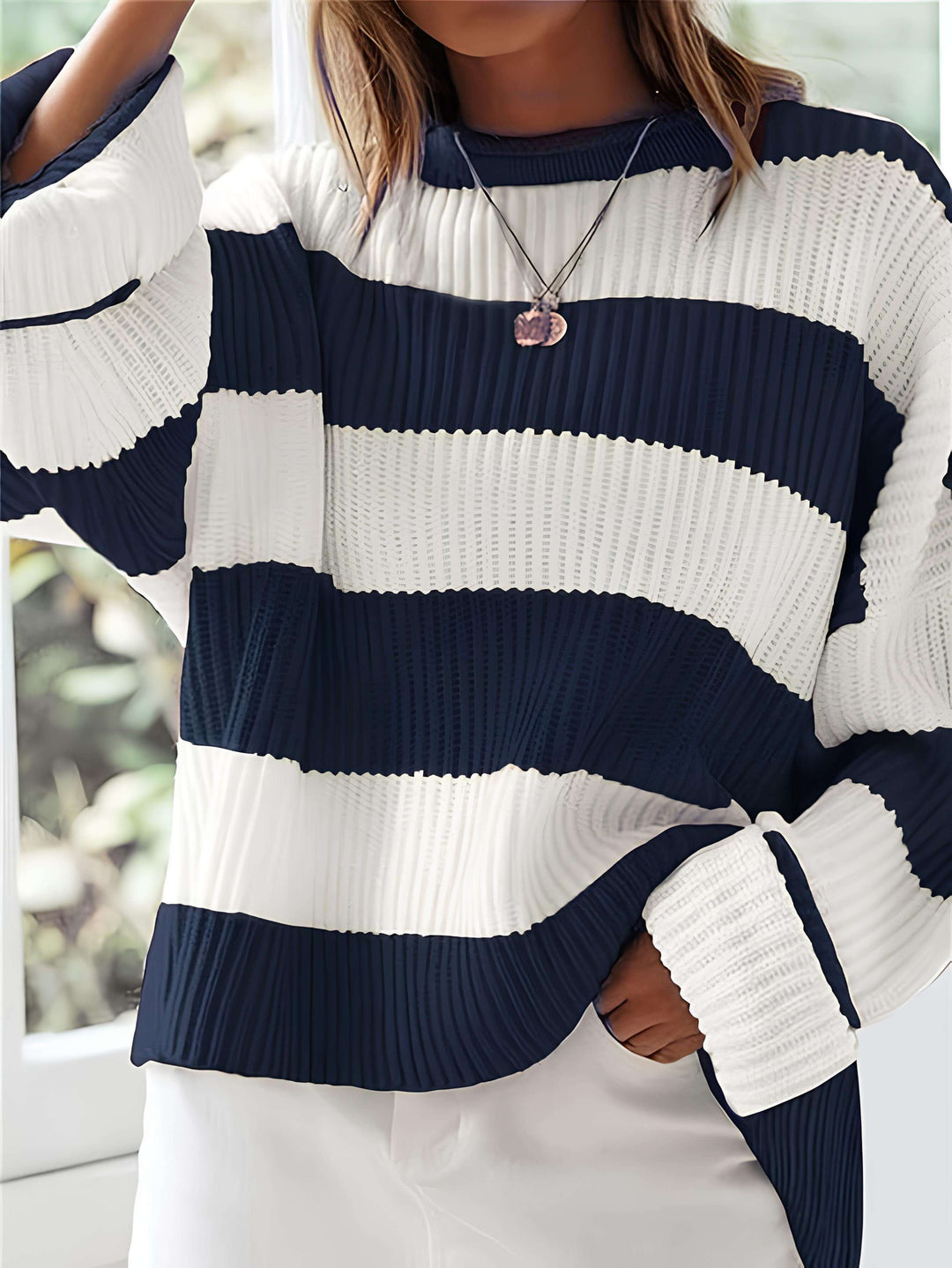 Dafne | Sweter w paski