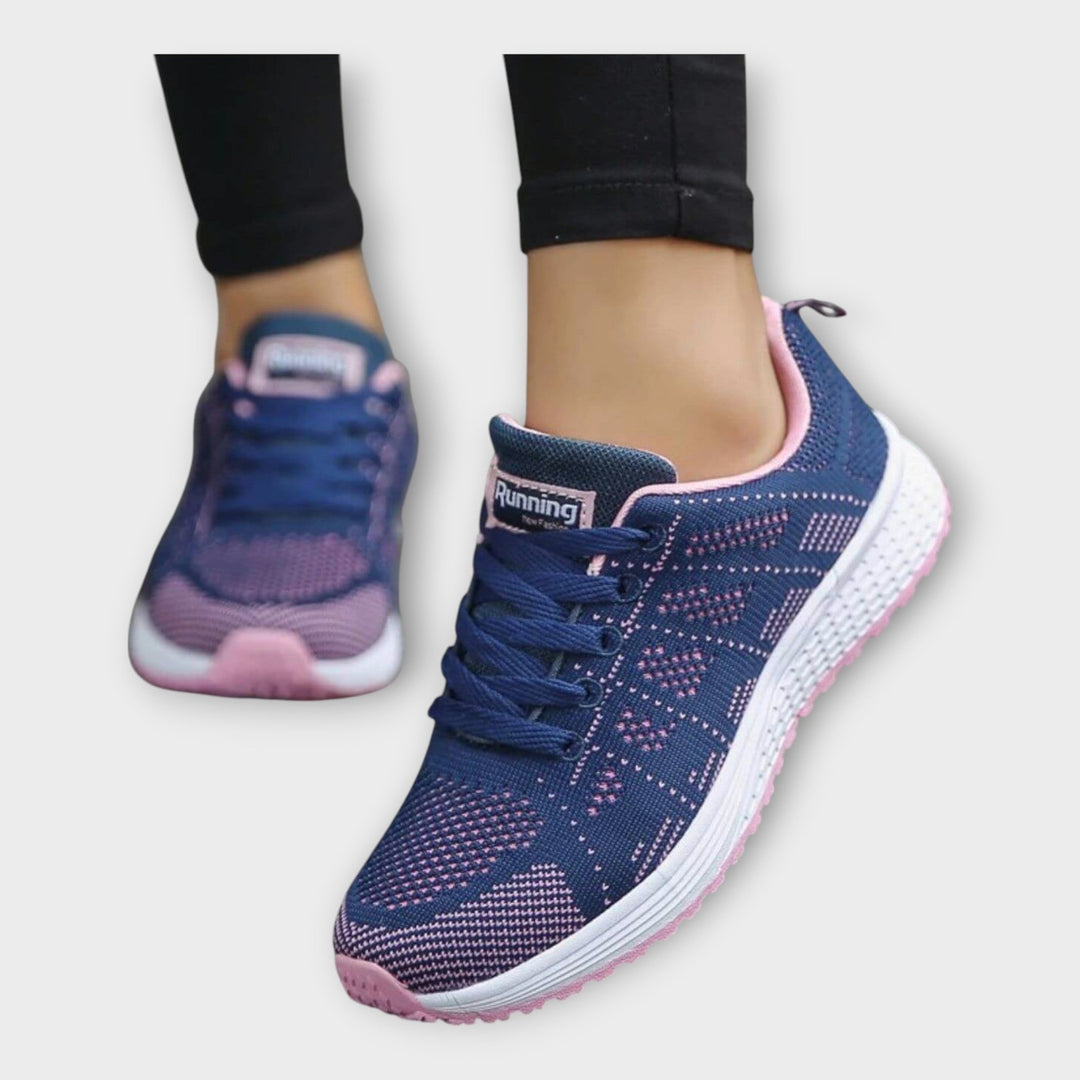 Buty sportowe z górną warstwą z siateczki i antypoślizgową podeszwą