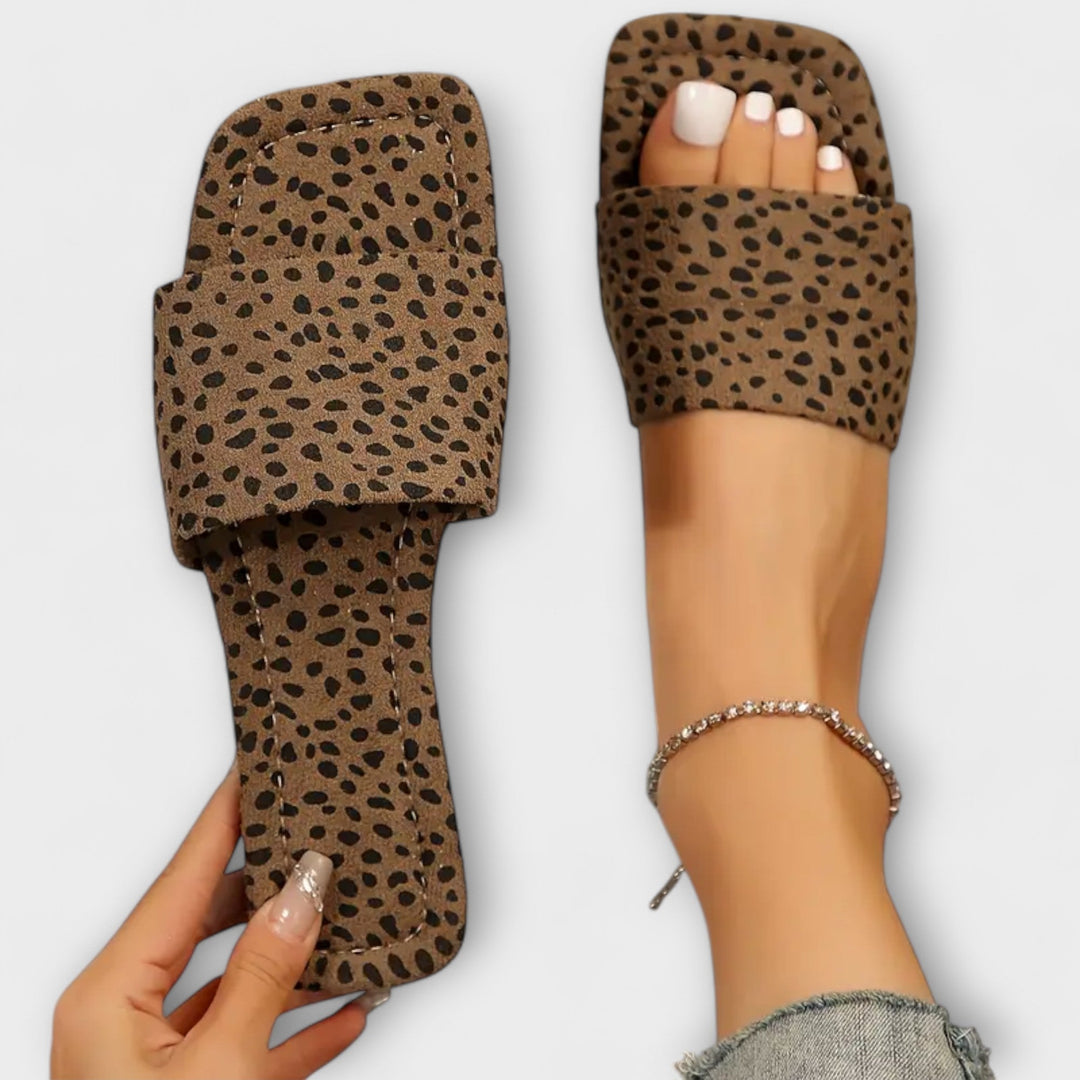 Yasmina - Płaskie mokasyny w leopardzie