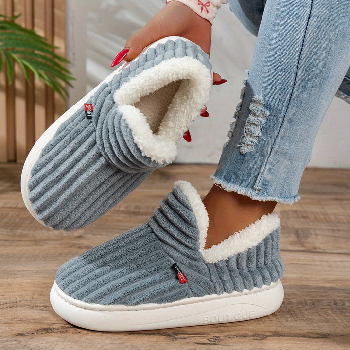 CozyStep – Przytulne kapcie domowe